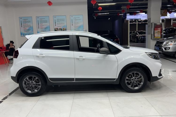 Used Geely Auto Vision X3 2020 1.5L CVT Luxury Model
