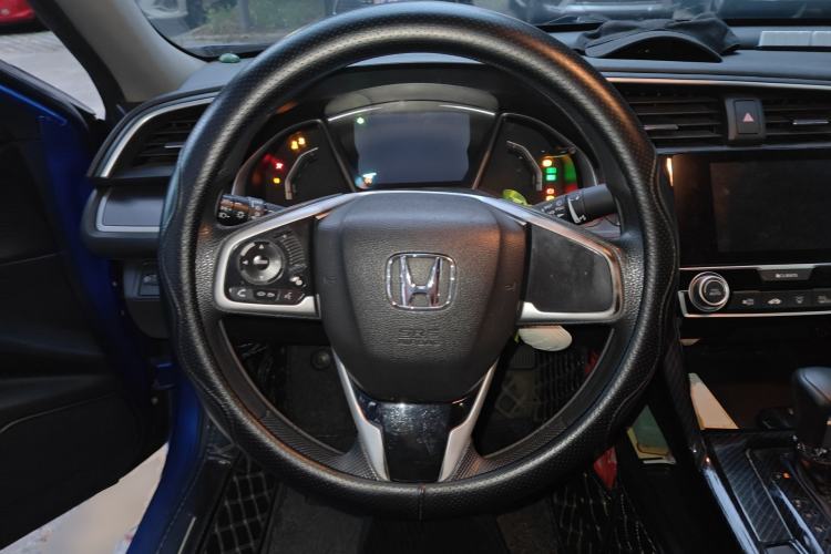 Used Honda Civic 2016 220TURBO CVT Luxury Edition