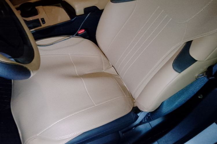 Used Lexus ES 2024 200 Premium Edition Left Front Seat