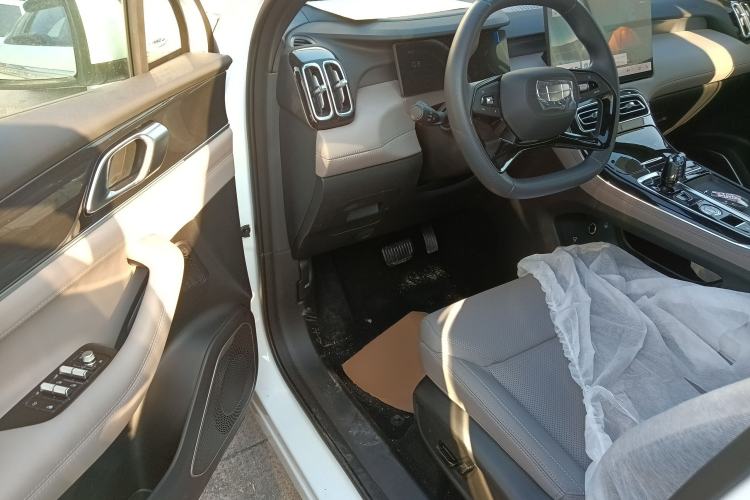 Used Geely Auto FX11 2025 4th Generation 1.5TD DCT – The Start