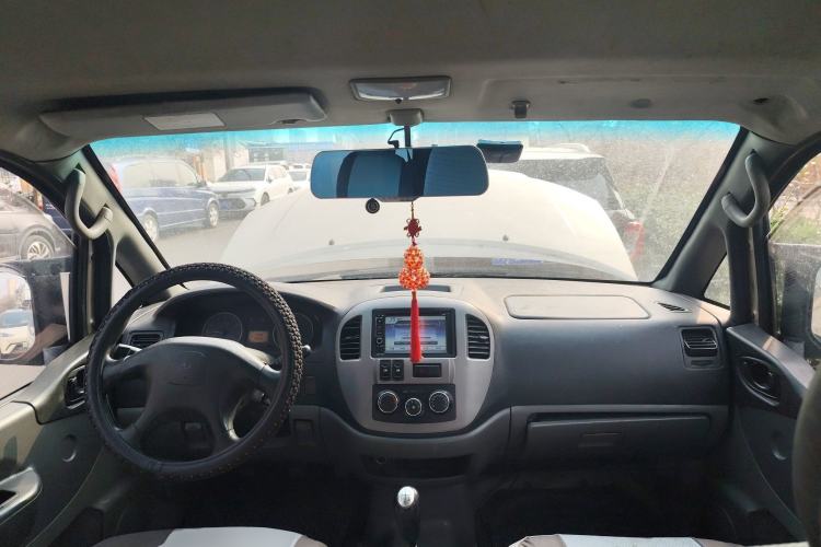 Used FORTHING Lingzhi 2013 M3 1.6L 7-Seater Luxury Model
