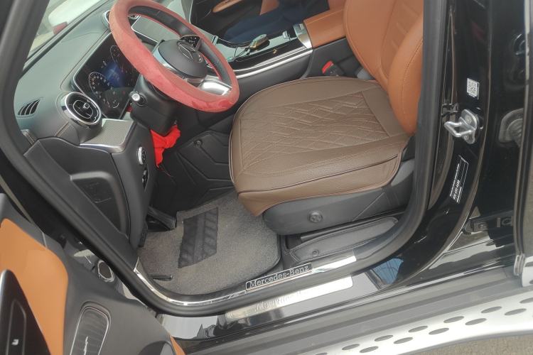 Used Mercedes-Benz GLC 2023 GLC 260 L 4MATIC Dynamic Edition 7-seater Left Front Seat