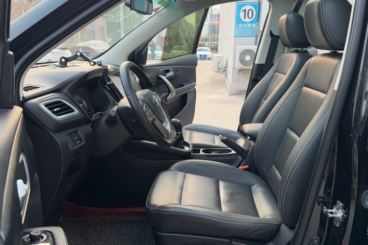 Used SWM X7 2016 1.8L Manual Luxury Edition 7 Seats
