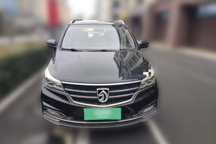 Used Baojun 730 2017 1.8L iAMT Luxury Version 7-Seater