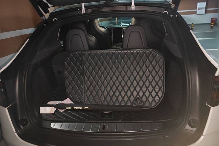 Used Tesla Model X 2017 X 100D Long Range Edition Trunk