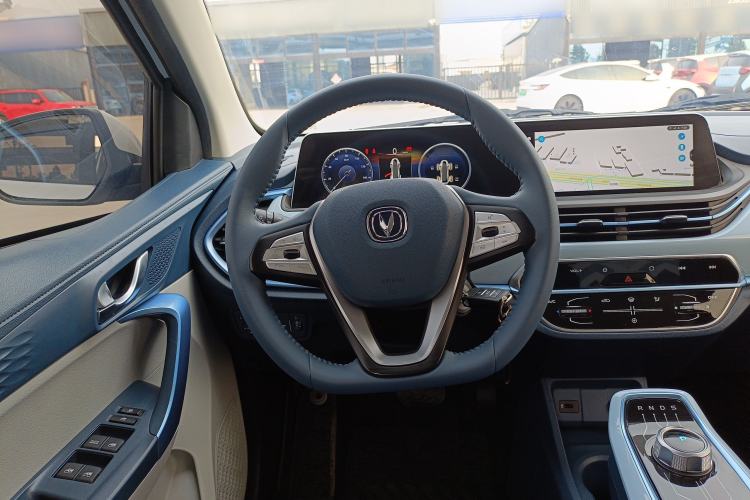 Used CHANGAN Benni E-Star 2022 Charming Edition Colorful Model Lithium Iron Phosphate
