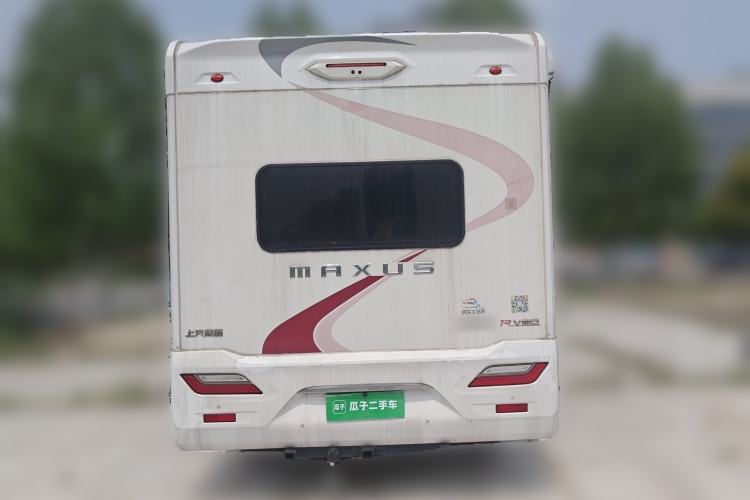 Used SAIC MAXUS V90 RV 2021 2.0T Lifestyle V90 Self-Propelled Class C RV Deluxe Version with Large Front Overhead Bed
