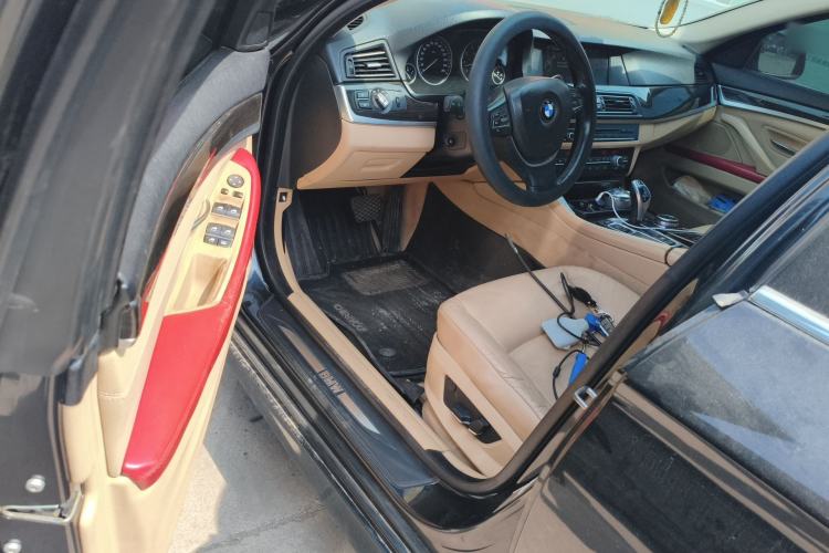 Used BMW 5 Series 2013 535Li Leading Model Driver Seat