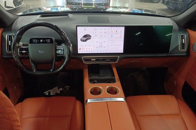 Used Li Auto L8 2023 Pro Model
