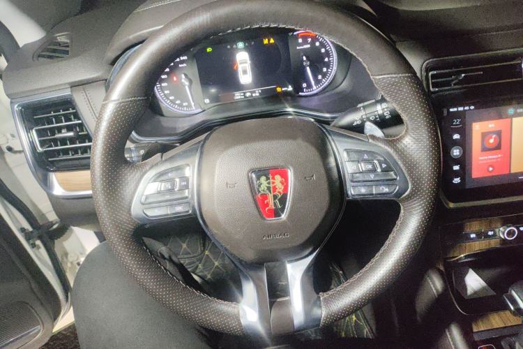 Used Roewe RX8 2019 30T Smart Connectivity All-Wheel Drive Supreme Edition
