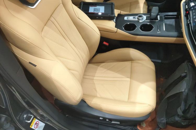 Used Changan UNI-K 2023 2.0T All-Wheel-Drive Enjoyment Version