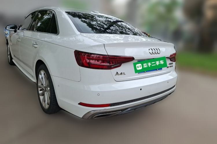 Used Audi A4L 2019 40 TFSI Fashion Edition China VI Emission Standard Rear Left 45 Deg