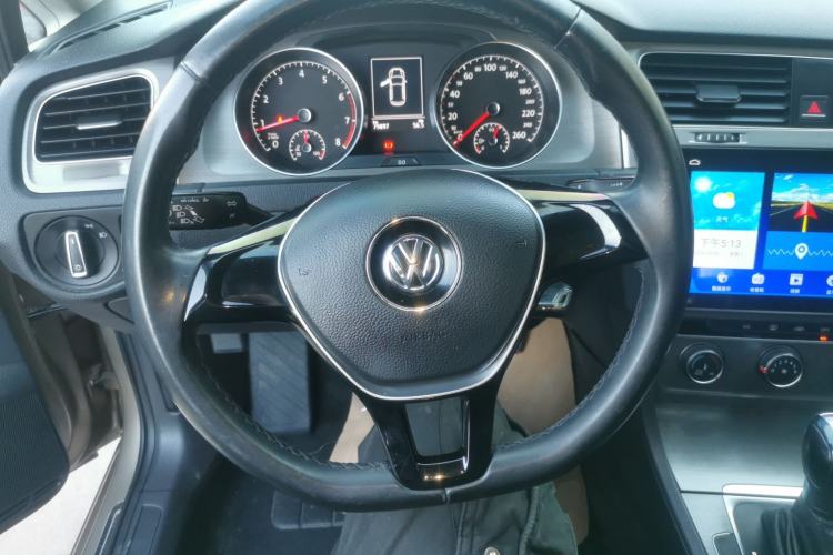Used Volkswagen Golf 2016 230TSI Automatic Comfort Version Steering Wheel