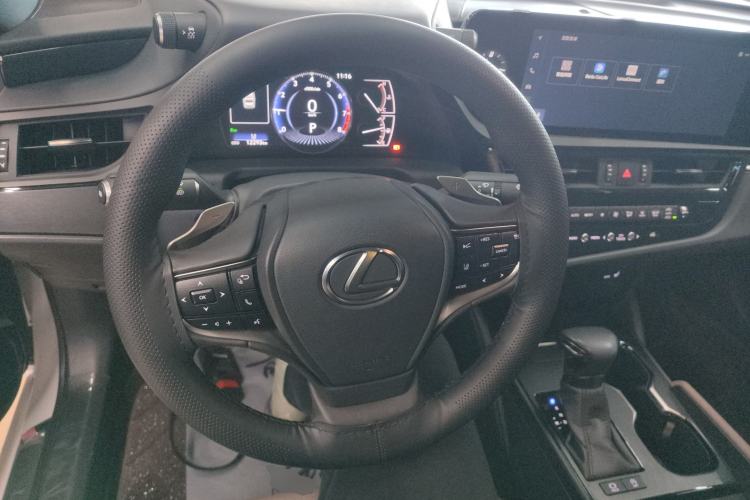 Used Lexus ES 2022 200 Excellence Edition