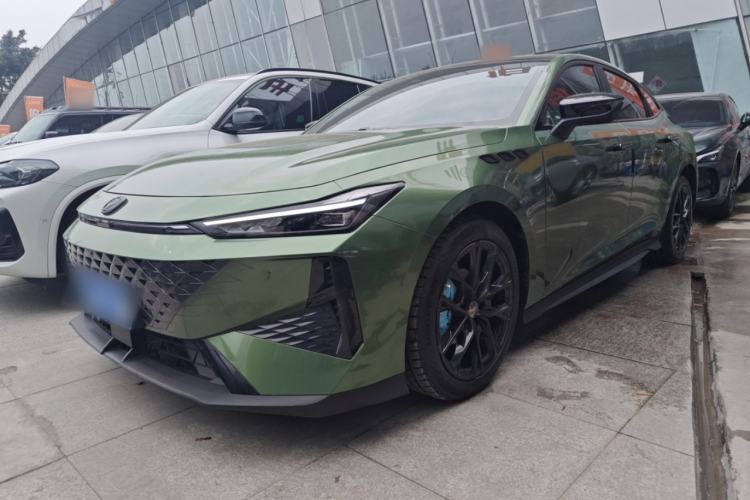 Used Changan UNI-V 2024 1.5T Prestige Edition