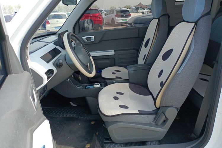 Used Geely Galaxy Panda 2023 Panda Mini 200km Endurance Bear Left Front Seat