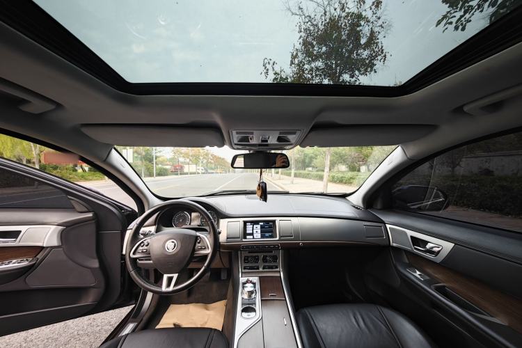 Used Jaguar XF 2013 XF 3.0 SC Prestige Edition