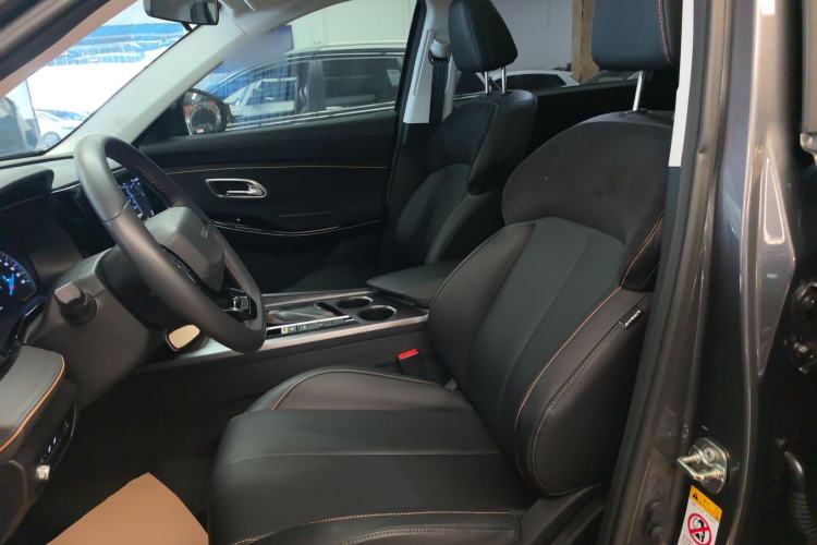 Used CHANGAN OSHAN X7 PLUS 2023 Enjoy Edition 1.5T Automatic Smart Version Left Front Seat