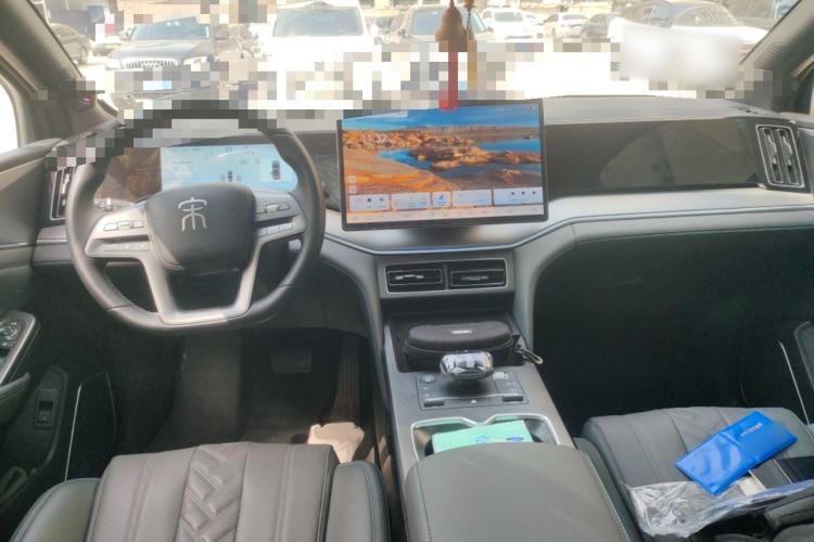 Used BYD Song L DM-i 2025 Intelligent Driving Version 160 km Beyond-Range Type Interior 2