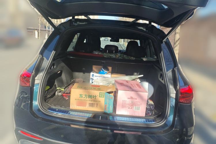 Used Mercedes-Benz GLC 2024 Refreshed GLC 300 L 4MATIC Dynamic Version 5 Seats Trunk