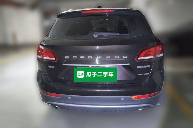 Used BORGWARD BX7 2016 28T Two-Wheel Drive Luxury Version 5 Seats
