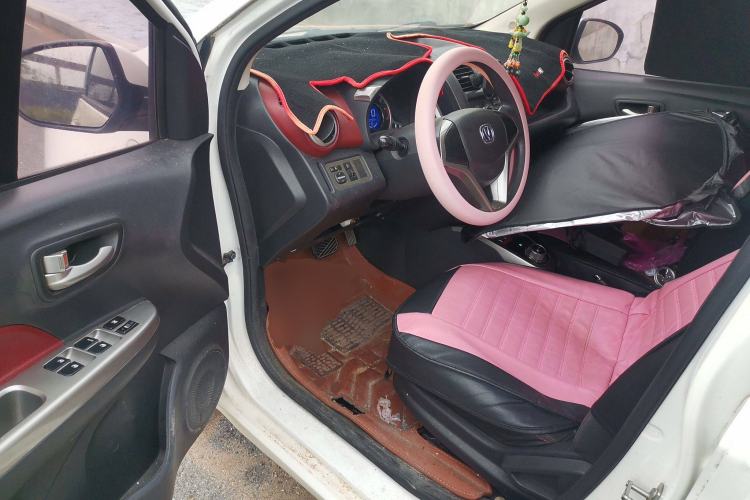 Used CHANGAN Benni 2014 1.4L IMT Luxury Model
