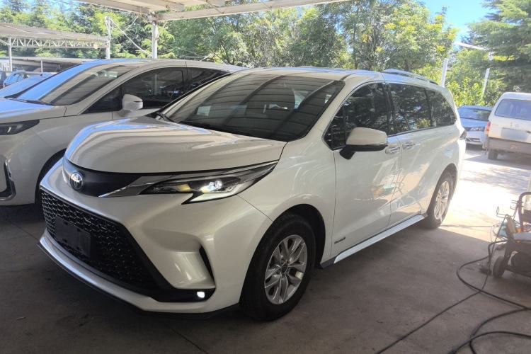 Used Toyota Granvia 2023 2.5L Hybrid Comfort Edition