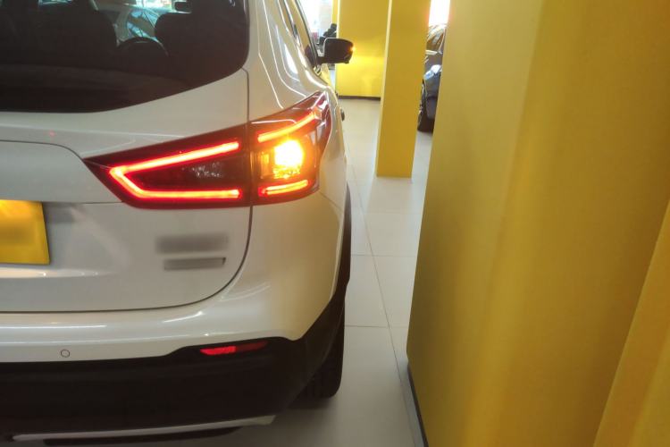 Used Nissan Qashqai 2022 2.0L CVT XV Prem·Night Edition Exterior 6