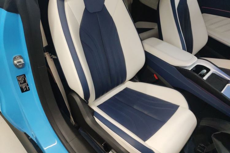 Used NETA GT 2023 560 Right Front Seat