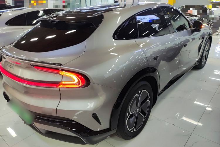 Used Xiaomi Auto YU7 2025 Ultra-Long Range All-Wheel Drive Pro Version
