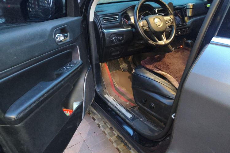 Used Jeep Grand Commander 2018 2.0T Four-Wheel Drive Enjoyment Edition China VI
