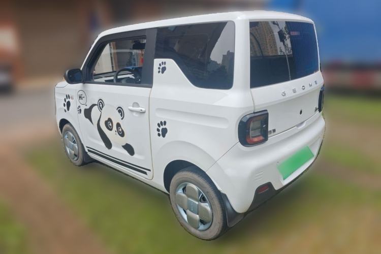 Used Geely Galaxy Panda 2023 Panda Mini 120km Cute Bear
