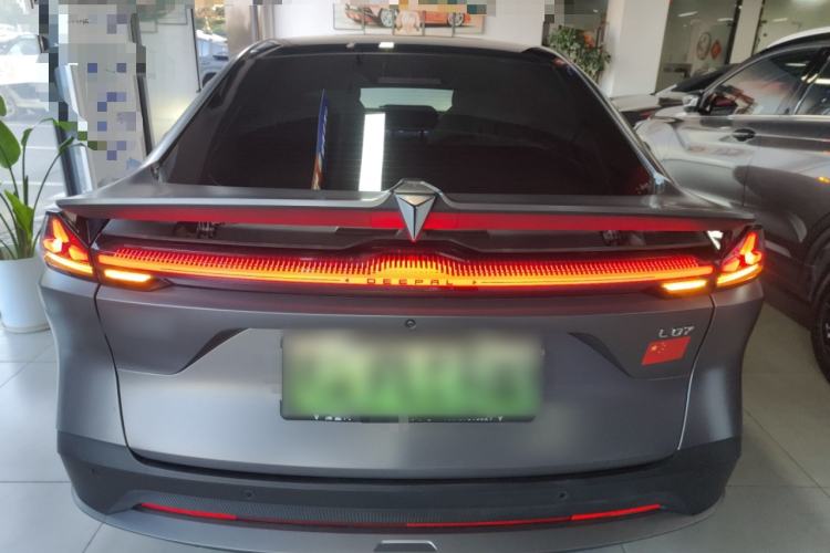 Used Deepal L07 2024 230Max Qiankun Intelligent Driving ADS SE Range-Extended Version
