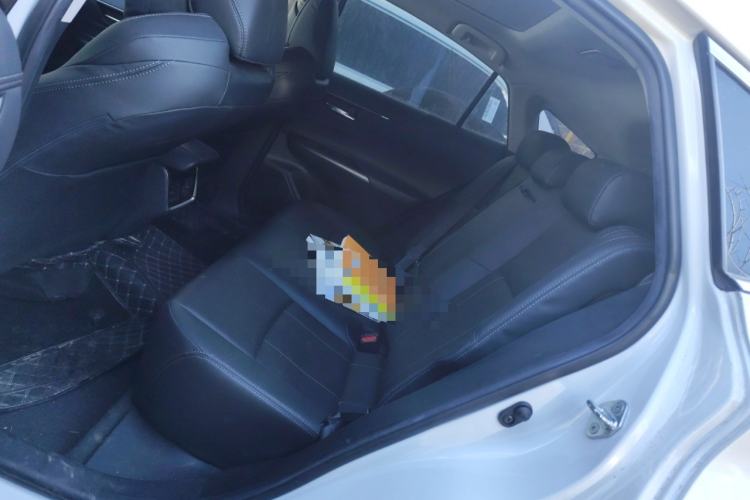 Used Toyota Harrier 2022 2.0L CVT Two-Wheel Drive Deluxe Edition
