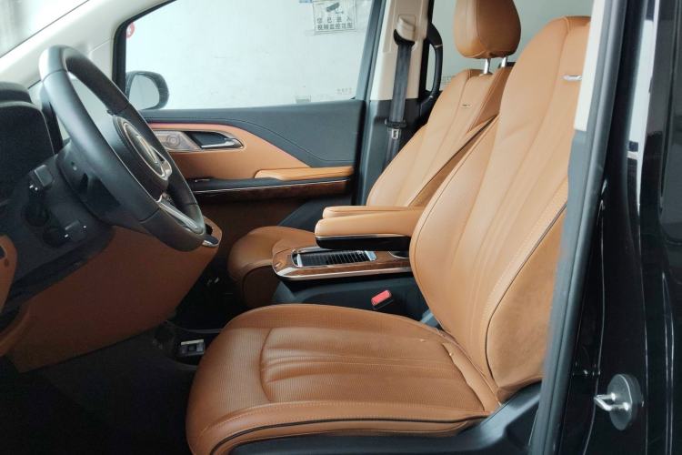 Used Hongqi HQ9 PHEV 2024 2.0T Four-Wheel Drive Luxury Edition Left Front Seat