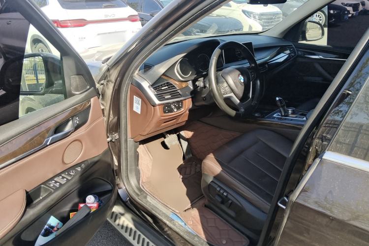 Used BMW X5 2017 xDrive35i Elegant Edition Driver Seat