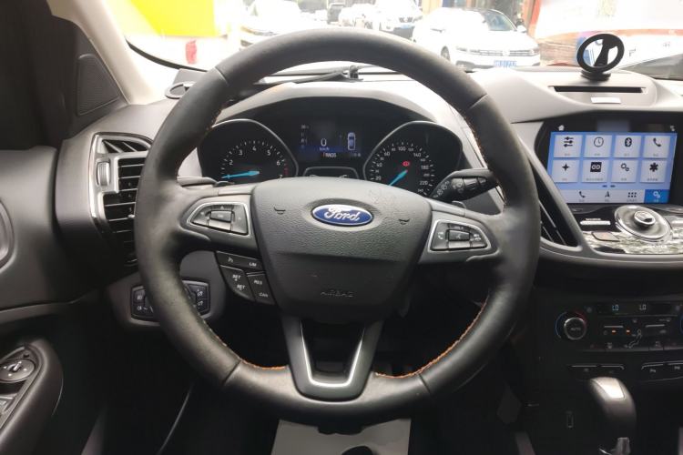 Used Ford Kuga 2017 EcoBoost 245 Four-Wheel-Drive Sport Model Steering Wheel