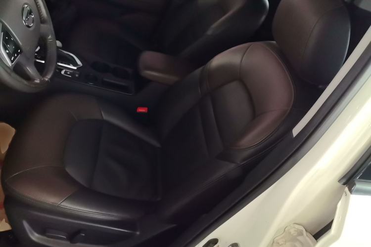 Used GAC Trumpchi GS4 2017 235T Automatic Two-Wheel Drive Luxury Smart Connectivity Version Left Front Seat