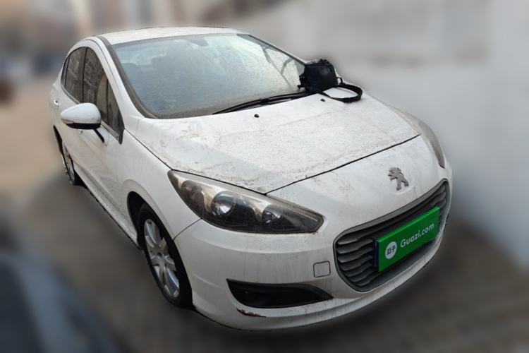 Used Peugeot 308 2013 1.6L Manual YouShang Model Front Right 45 Deg