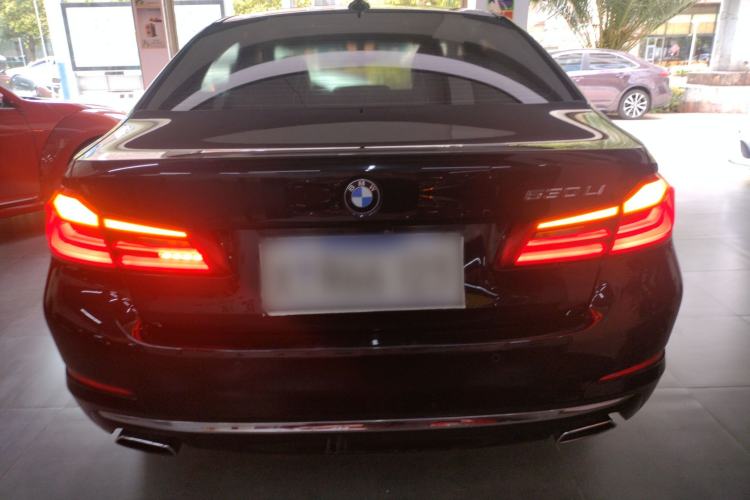 Used BMW 5 Series 2019 Facelifted 530Li Luxury Edition Premium Package
