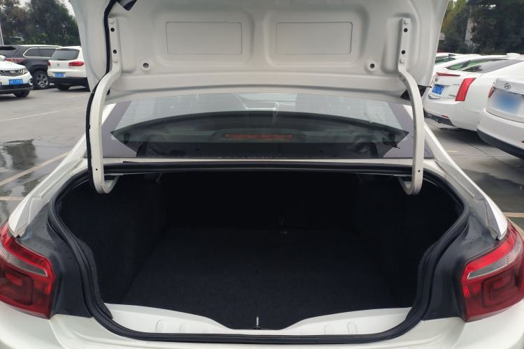 Used Citroen Elysee 2018 1.6L Manual Fashion Edition
