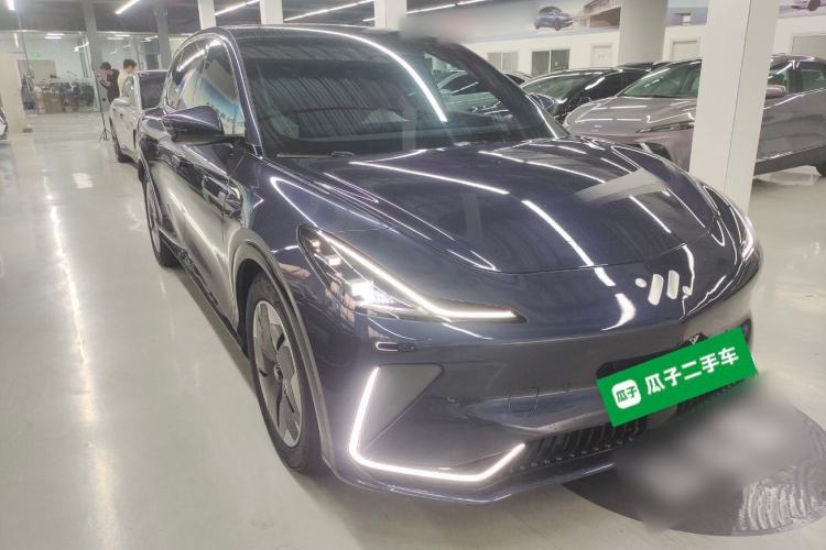 Used IM LS7 2023 90 kWh Elite Rear-Drive Version Front Right 45 Deg