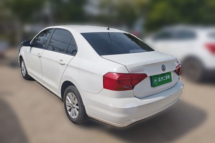 Used Volkswagen Jetta 2017 1.5L Manual Fashion Edition