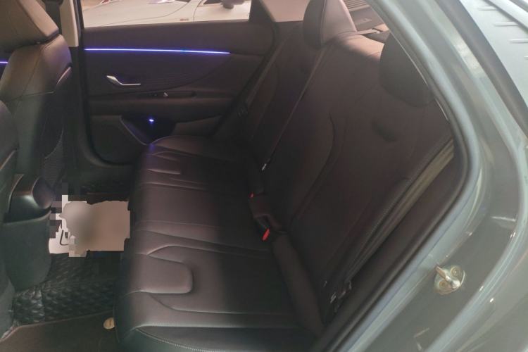 Used Hyundai Elantra 2021 1.5L CVT LUX Prestige Edition
