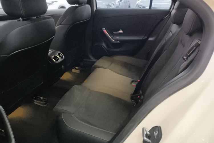 Used Mercedes-Benz A-Class 2021 A 200 L Sport Sedan Fashion Model
