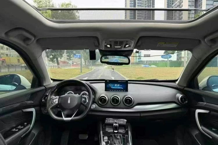 Used Wey VV7 2017 2.0T Ultra-Luxury Version