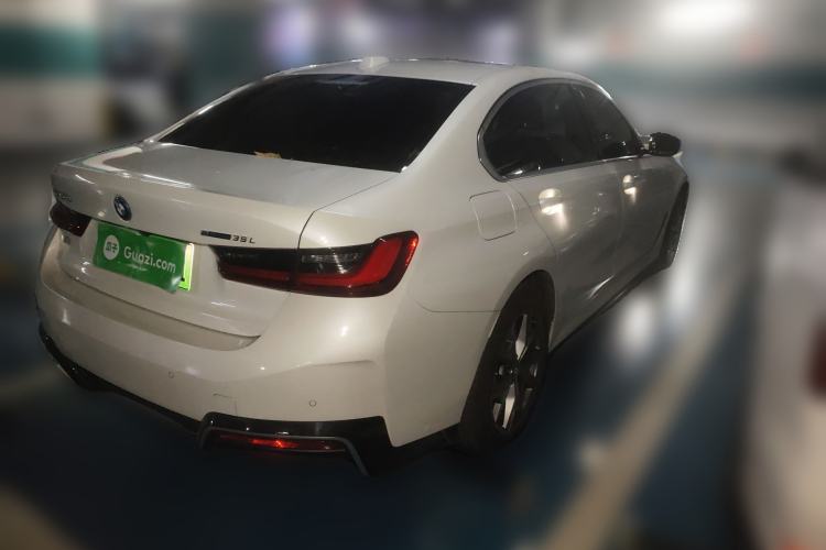 Used BMW i3 2023 eDrive 40 L Midnight Edition
