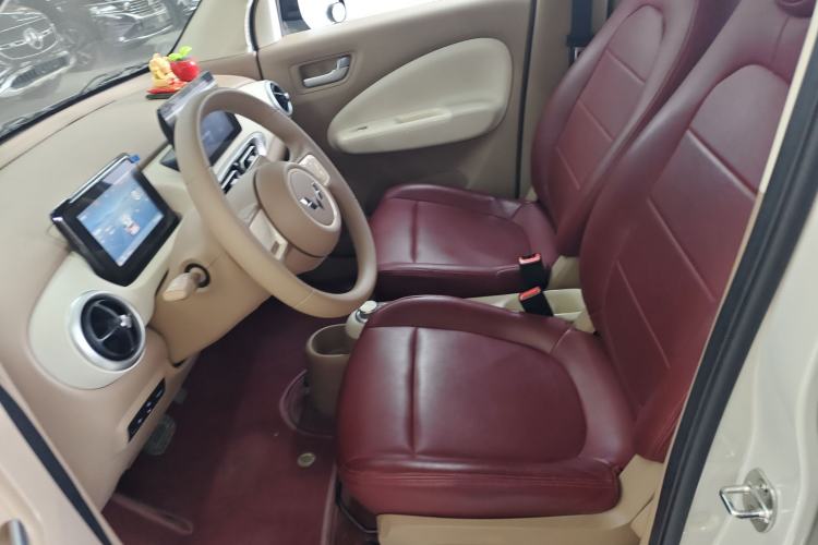 Used Wuling Hongguang MINIEV 2025 Four-Door Version Zhenxiang+ Edition Left Front Seat