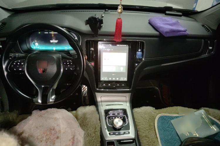 Used Roewe RX5 New Energy 2017 ERX5 EV400 Electric Internet Supreme Edition Center Console