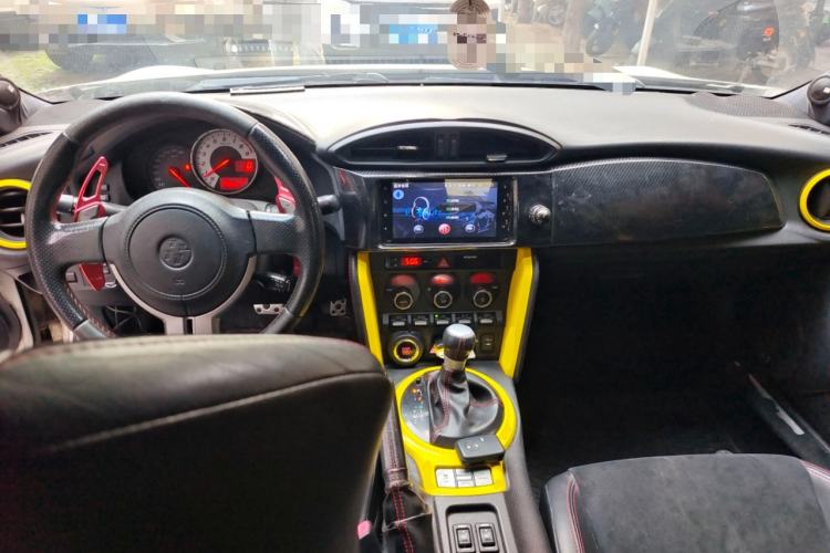 Used Toyota 86 2013 2.0L Automatic Luxury Version Center Console